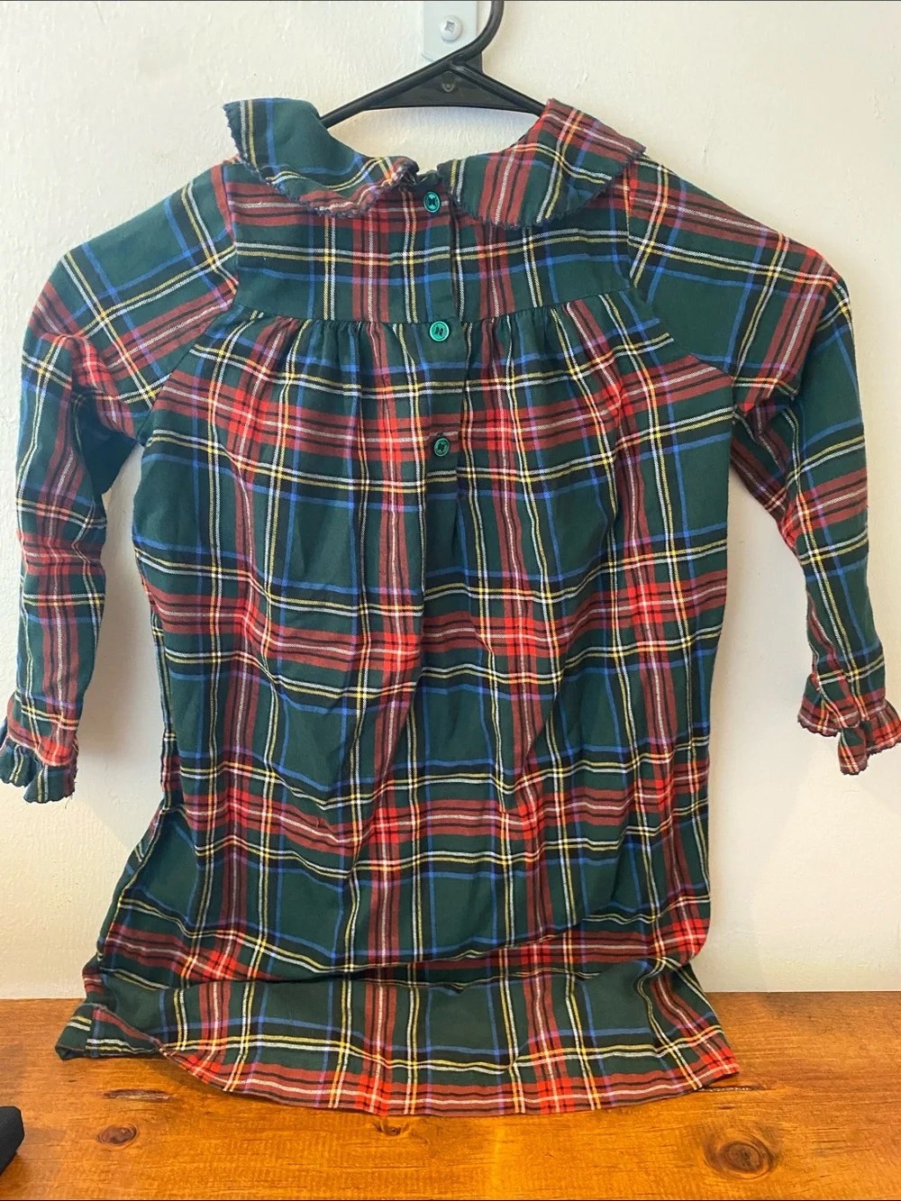 Girls' Green and Red Plaid Long-Sleeve Nightgown with Smocked Yoke